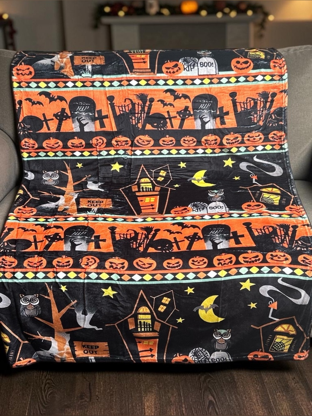 Halloween Pumpkin Print Plush Throw Blanket - Black & Orange